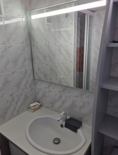 Bathroom 4, Les Sables D'or Ndeg28 - 2P6, Hérault