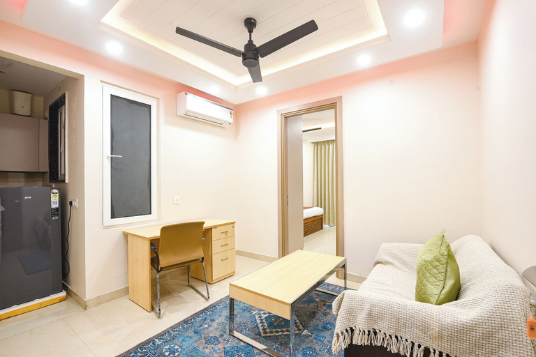Room 4, FabHotel Prime Hush & Suites - Manesar and Sector 86, Gurgaon