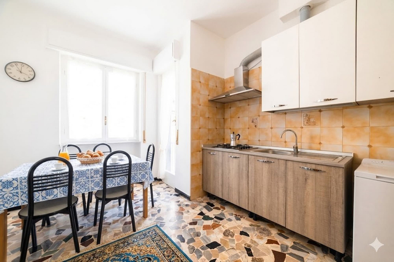 Private kitchen 3, Appartamento Amoretti, Imperia