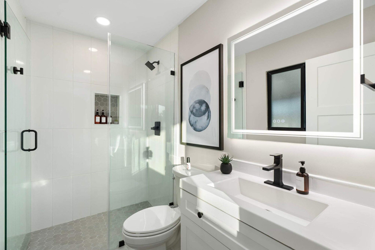 Room 5, NEW The Barrington Ultra-luxe Designer Estate, Maricopa