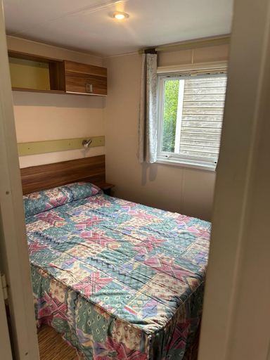 Bedroom, El Chate, Huesca