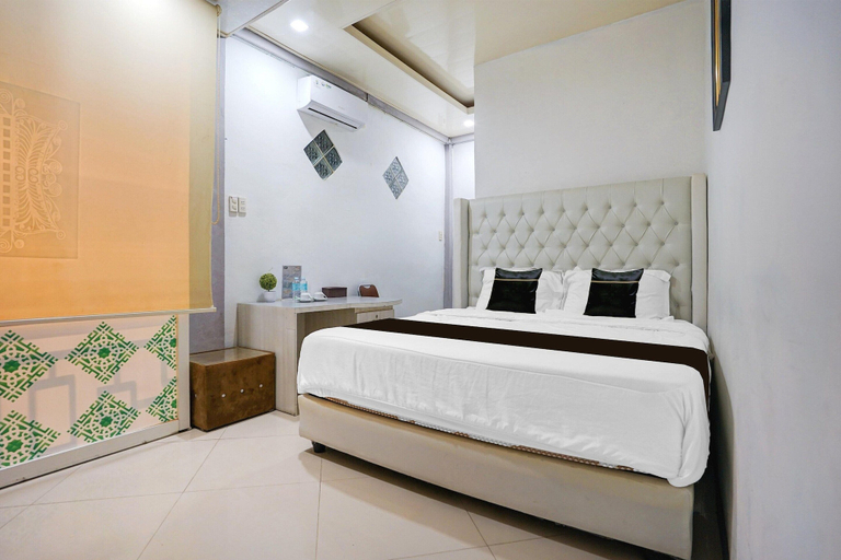 Room 3, Stylish DBL Suite Escape W/ Free Wifi and Parking, Banda Aceh