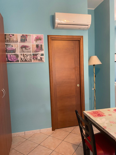 Bathroom, Esmeralda Apartment, Palermo