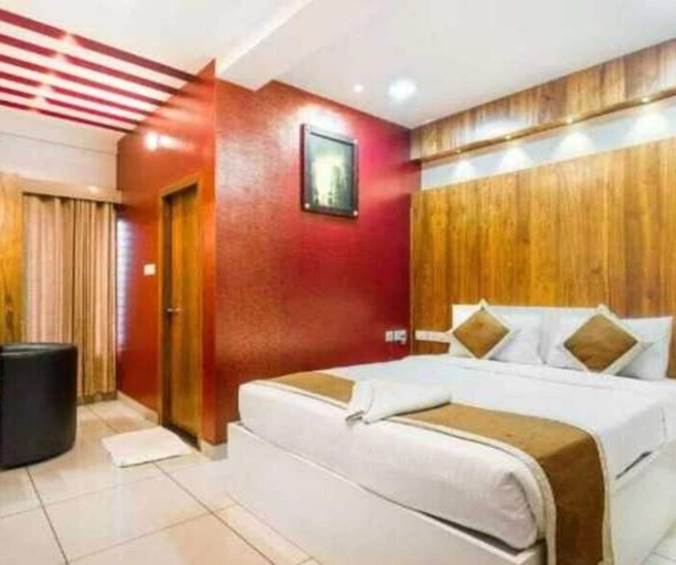 Room 4, Classic Kozhikode Bus Stand Nextel, Kozhikode