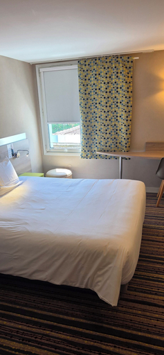Bedroom 2, Hôtel Kyriad Lyon Est, Rhône