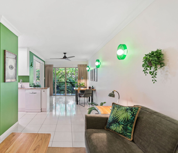 Room 5, Tropical Resort Escape, Cairns