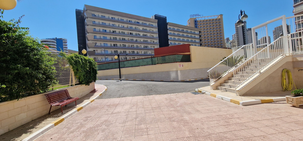 Room 3, Lidersol 11f2 in Benidorm, Alicante