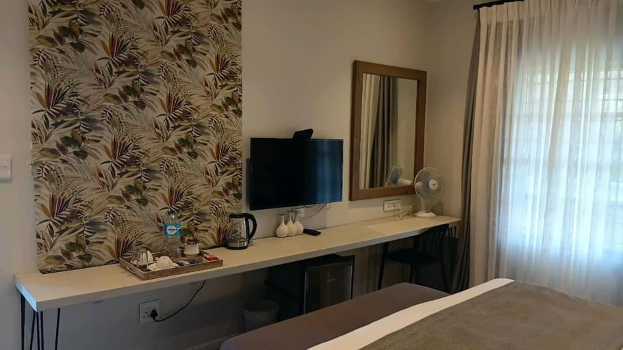 Bedroom 2, Vyge Valley Estate, West Coast
