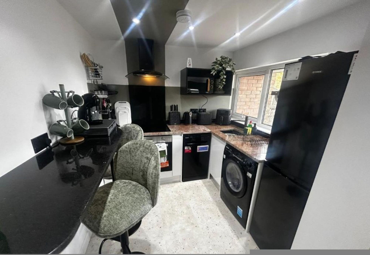 Room 2, Cozy 1BR Mickle Trafford Stay Sleeps 3, Cheshire West and Chester
