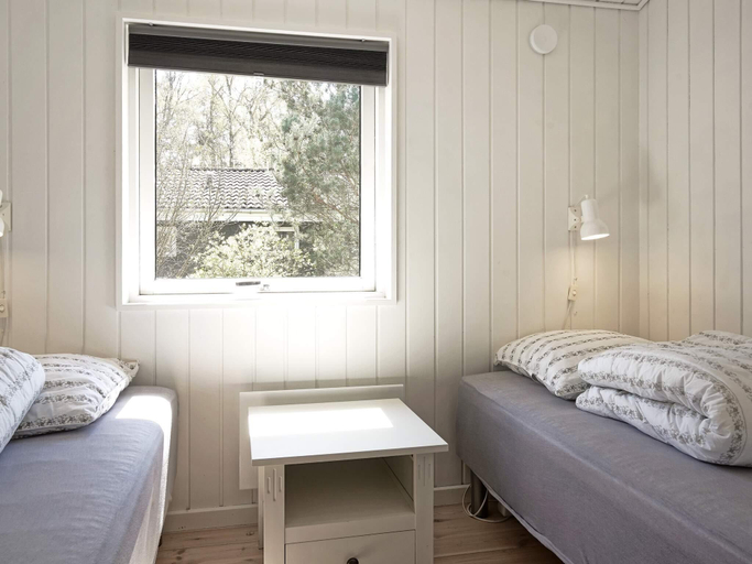Bedroom 2, 5 stjernet sommerhus i Nexø, Bornholm