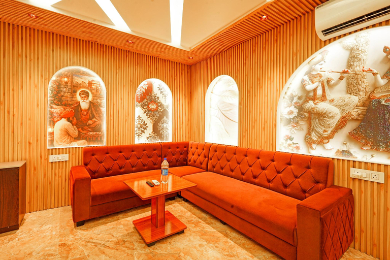 Reception 3, Super Townhouse Oak Dhanbad Railway Junction, Dhanbad
