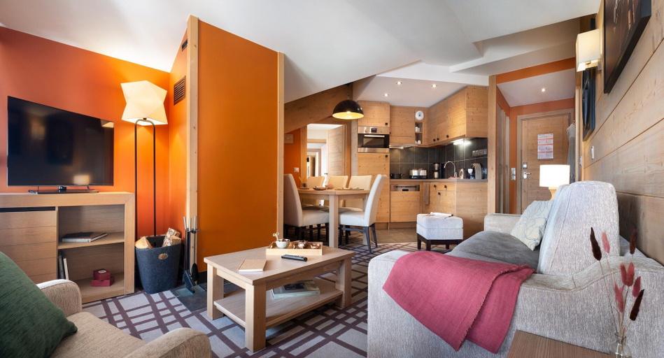 Living room 2, Mountain Side Stay With Sauna, Haute-Savoie