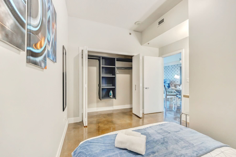 Interior 4, Calgary Tower & Stampede Park Urban Retreat, Division No. 6