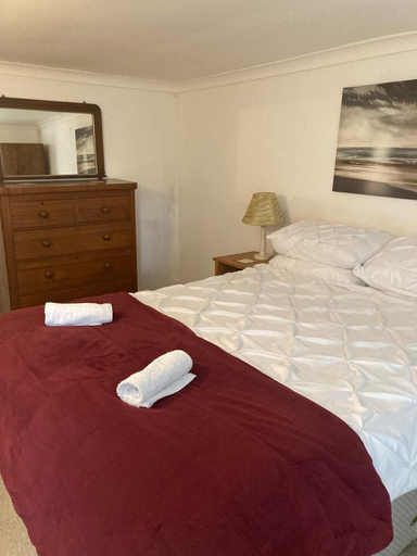 Room 5, Clarence House Holidays, Isle of Wight