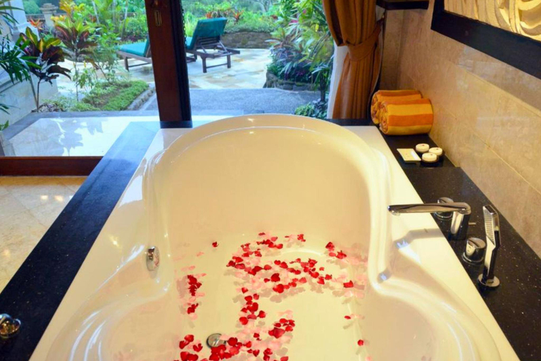 Bathroom 4, Entire 1 BR Royal Spa Villa, Gianyar