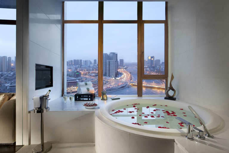 Bathroom 5, Banyan Tree Tianjin Riverside, Tianjin