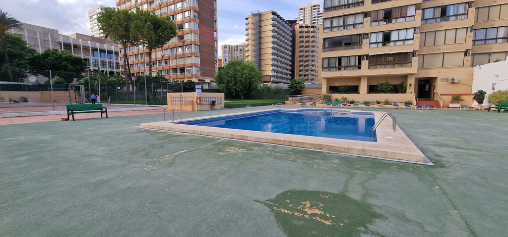 Room 3, Gemelos 4 3C1 in Benidorm, Alicante