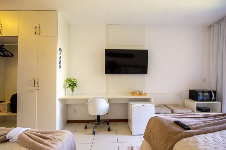 Room 2, Studio p 4 Perto da Praia em Barra de S o Miguel, Barra de São Miguel