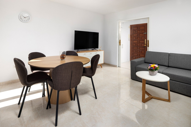 Room 3, AS MD 9B1 in Mijas Costa, Málaga