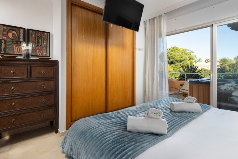 Room 4, AS MM C02 in Mijas Costa, Málaga