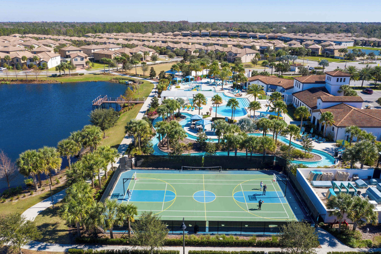 Sport court, Windsor Westside Resort Townhouse w/ Pool & Fast Wifi, Osceola