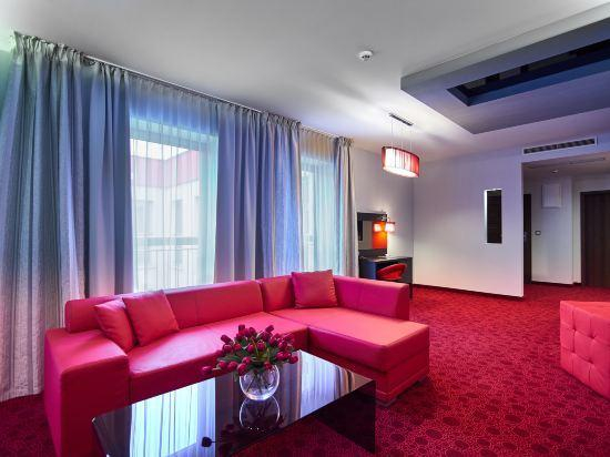 Others 3, Hotel Zimowit, Rzeszów