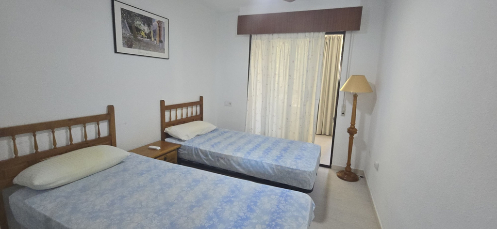 Room 4, Mariscal 3 2I in Benidorm, Alicante