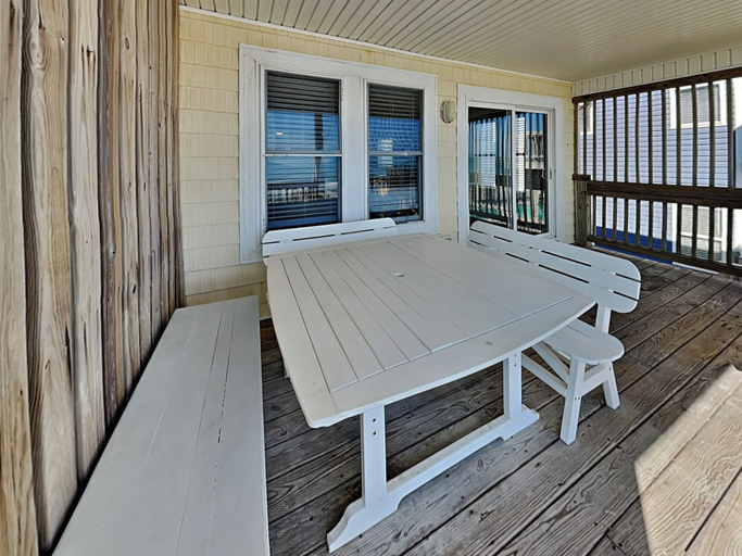 Property amenity 5, The Twisted Pelican by Topsail Realty, Pender