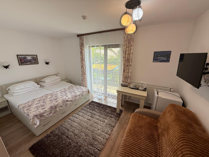 Bedroom, Pensiunea Indra, Gura Humorului