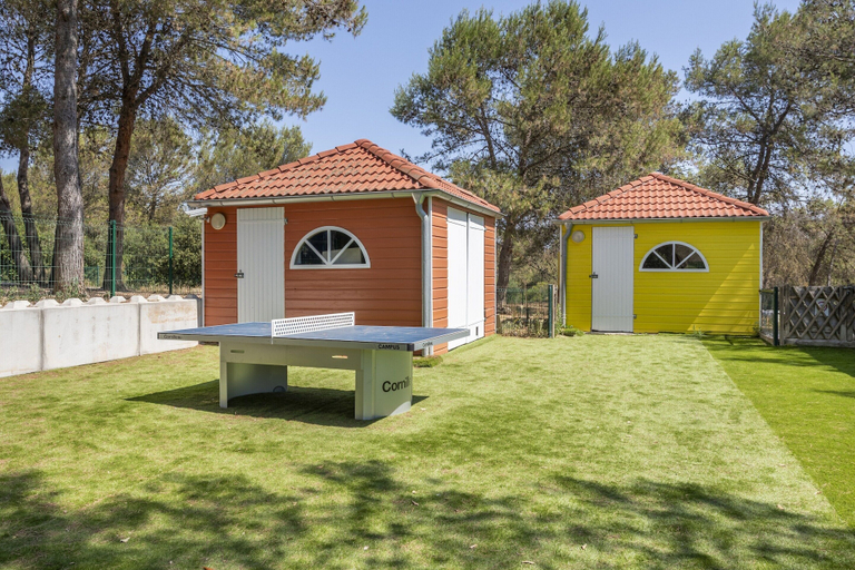 Garden 3, 4-person Riverfront Escape, Bouches-du-Rhône
