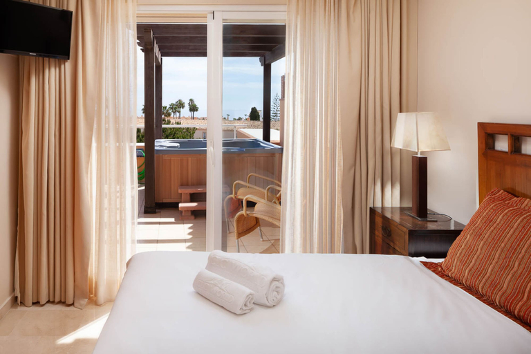 Room 5, AS MM C10 in Mijas Costa, Málaga