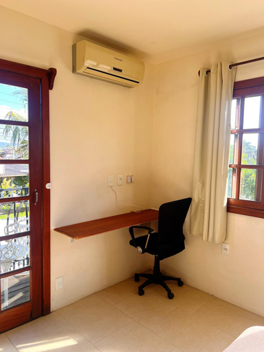 Others 4, Townhouse composta por 4 triplex duas suites a duas quadras do mar, Imbituba