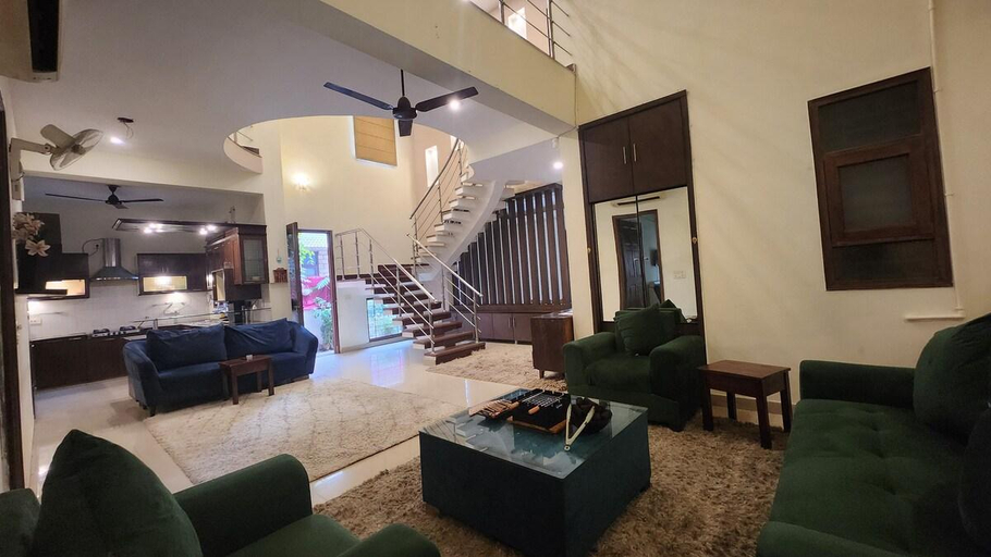 Shared lounge/TV area 3, Luminary Dynasty House , Gurgaon