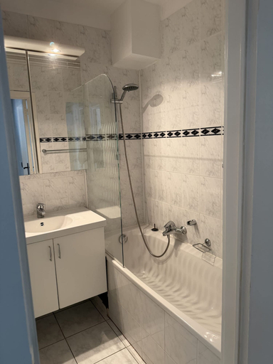 Room 4, 2 Bedrooms Familyfriendly Center Ostend, West-Vlaanderen