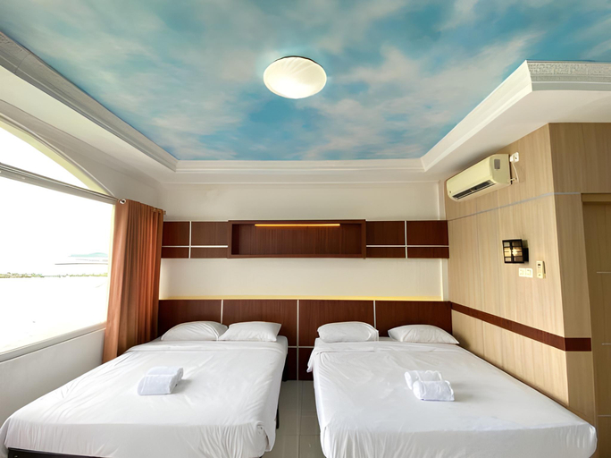 bedroom 12