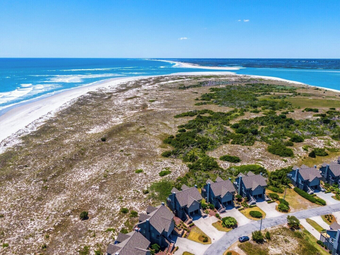 Property amenity 3, Slow Motion #8A by Topsail Realty, Pender