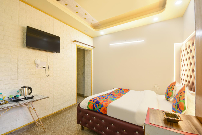Bedroom 3, Fabhotel The Leefa Deep, Delhi