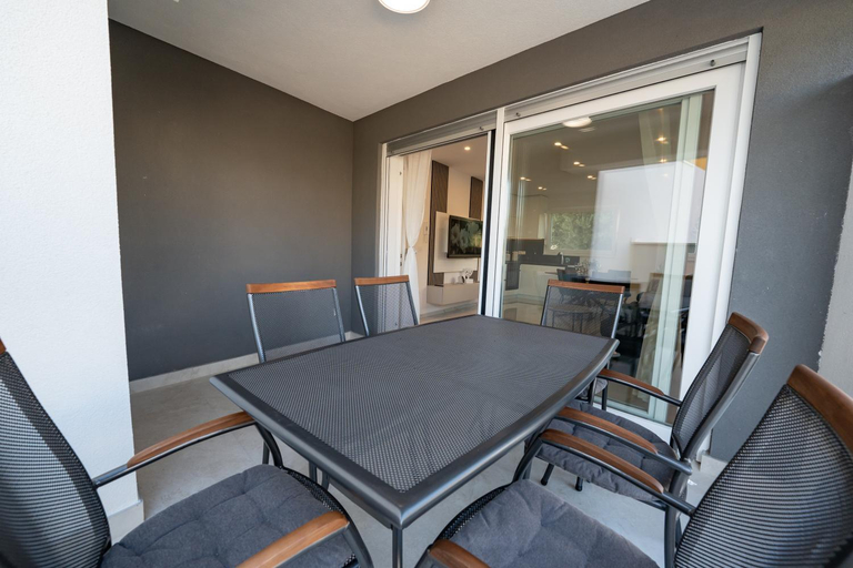 Others 5, Relax apartments - private pool and garden II, Novalja