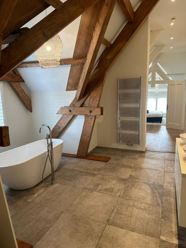Others 4, Beautiful luxury apartment close to the beach and city centre, Den Haag