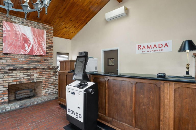 Public Area 3, Ramada Bayside Inn & Suites Eureka, Humboldt