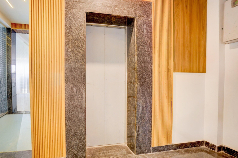 Interior 3, Deluxe Hotel P66 Sec 49, Gurgaon