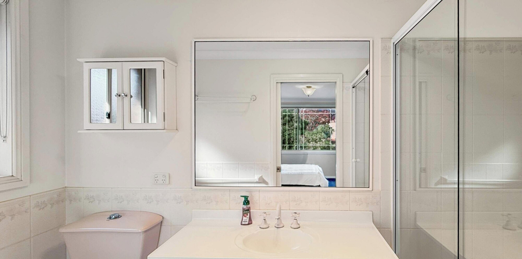 Room 4, Metawise Spacious 4-bedroom Home in Cherrybrook, Sydney