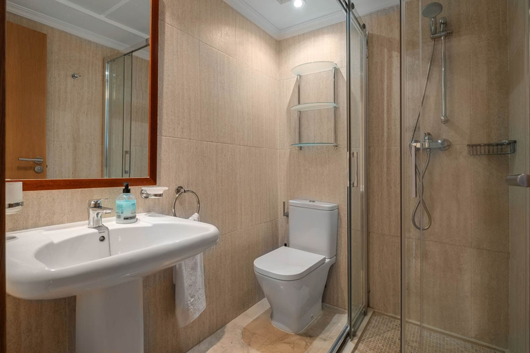 Room 5, AS MM B14 in Mijas Costa, Málaga