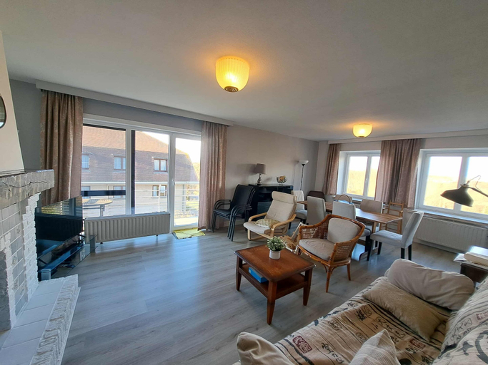 Living room, Spacious Family Stay in Oostduinkerke, West-Vlaanderen