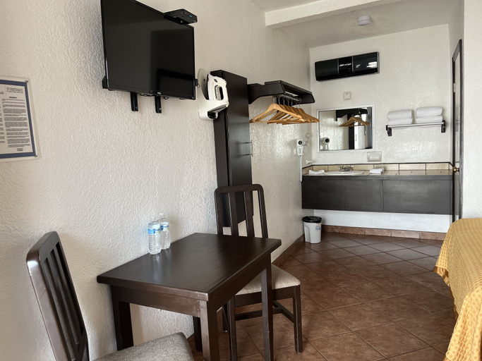 Others 4, HOTEL LA QUINTA BONITA, Ensenada