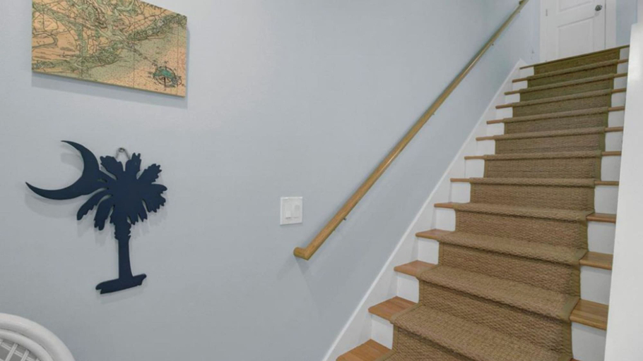 Interior 4, 7A Mariners Walk by Avantstay Walk to Beach + Pool, Charleston