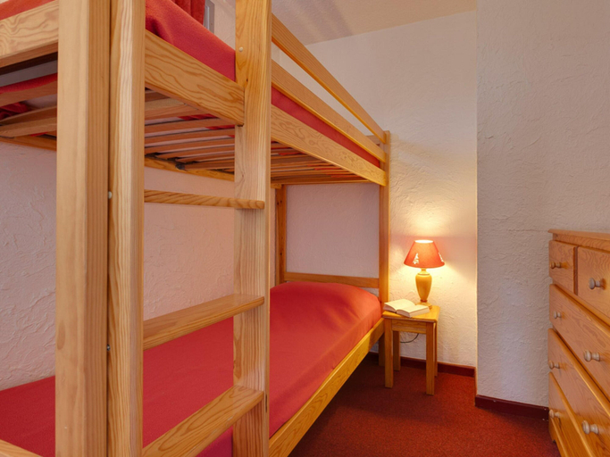 Room, Central Slope Stay for Four, Isère