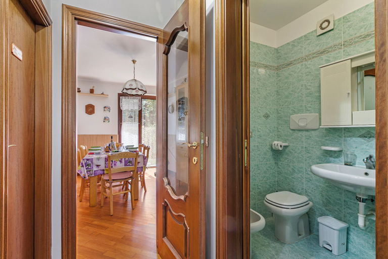 Bathroom 3, Maison Rosamunda for 6 With Garden, Torino
