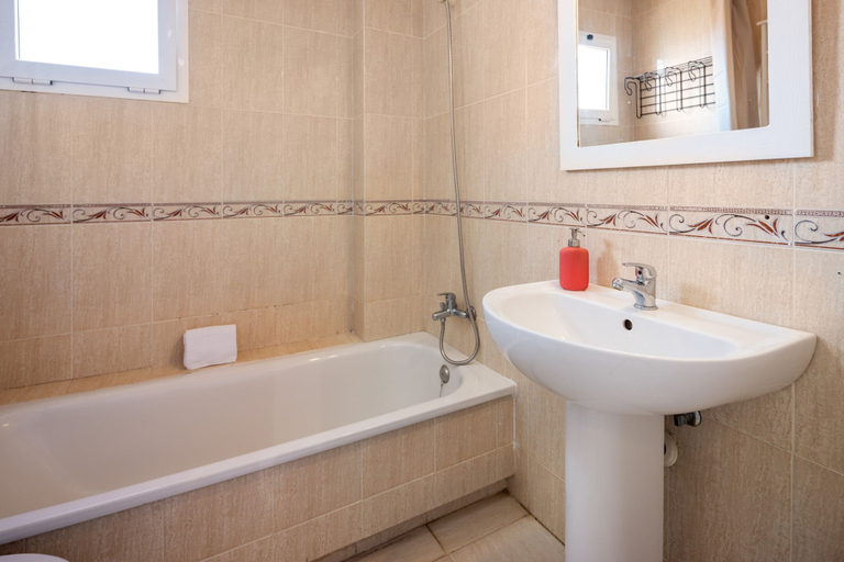 Room 4, AS EXT AL 2B1 3 1 in Mijas Costa, Málaga