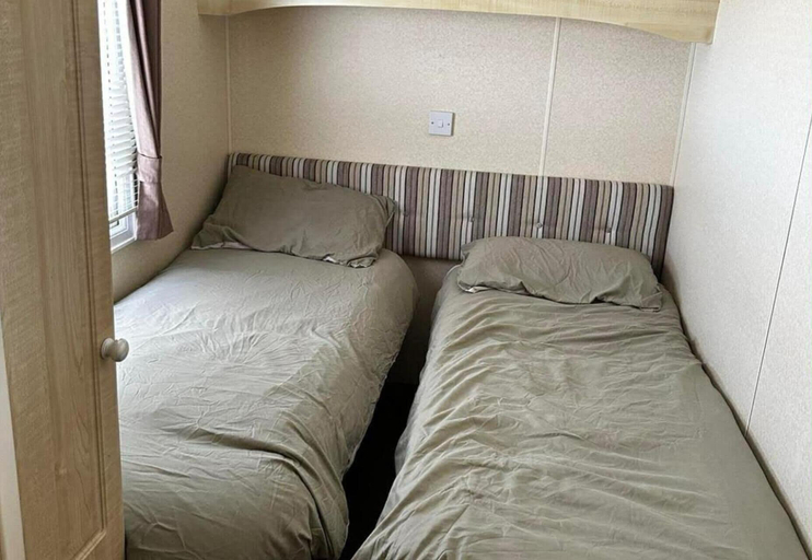 Room 3, Caravan Situated on Coastfields, Ingoldmells, Lincolnshire